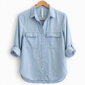 Babaton Aritzia Chambray Lyocell Button Down Shirt XS | Light Blue Utility Top